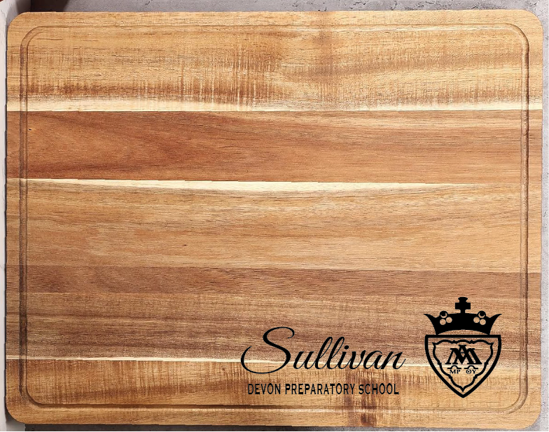 Customized Engraved Cutting Board (18in x 14in)